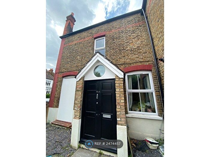 2 Bedroom Maisonette To Rent In Boyne Road, London, SE13