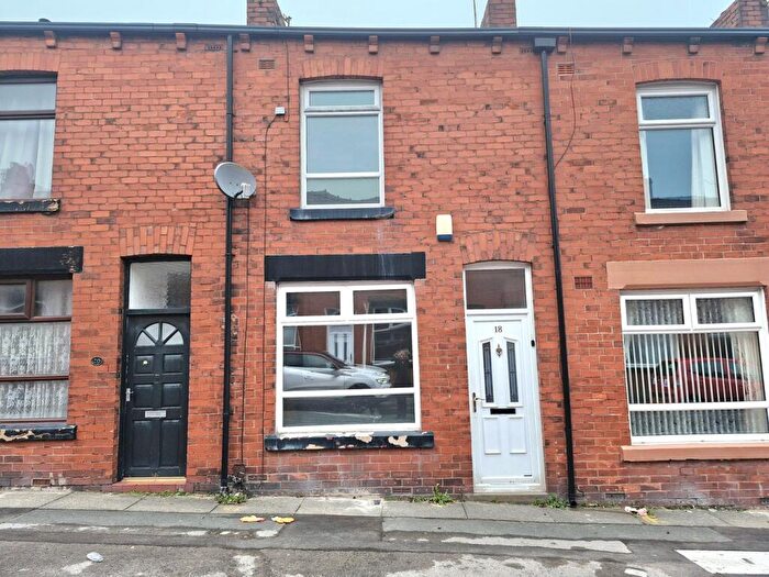 2 Bedroom Terraced House To Rent In Canada Street, Bolton, BL1