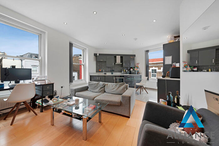 1 Bedroom Flat To Rent In Grace Lodge, Clarence Road, London, E5