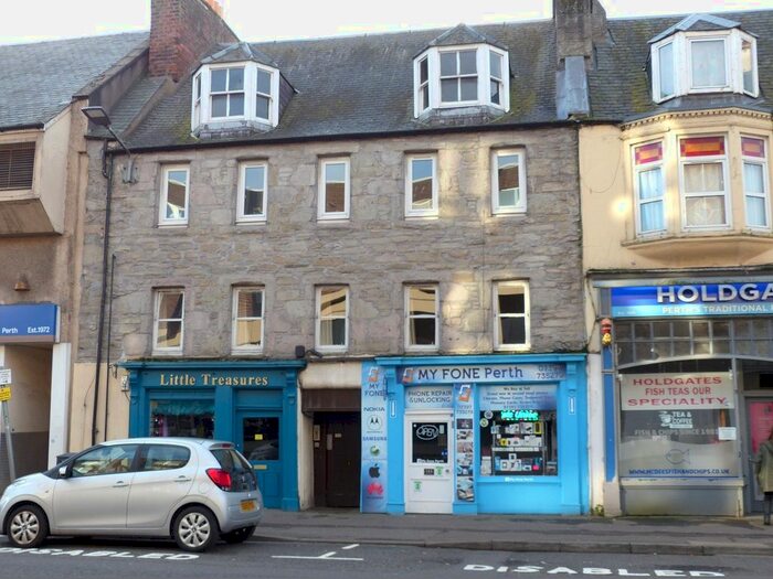 2 Bedroom Flat To Rent In South Street, Perth PH2