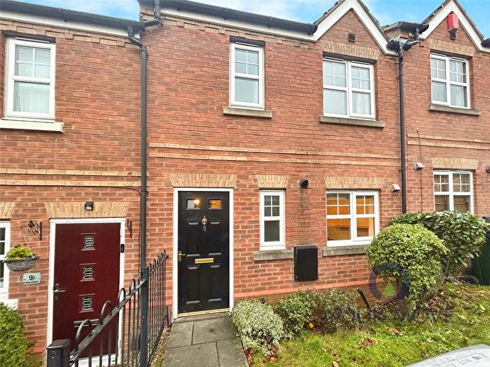 3 Bedroom End Terrace House To Rent In Chestnut Crescent, Barnsley, S70