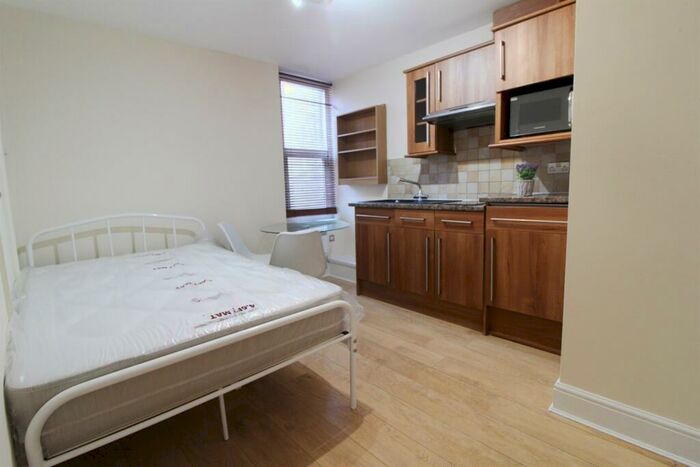 Apartment To Rent In Friar Street, Reading, RG1