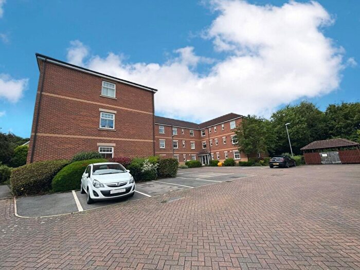 2 Bedroom Flat For Sale In Oxclose Park Gardens, Halfway, Sheffield, S20