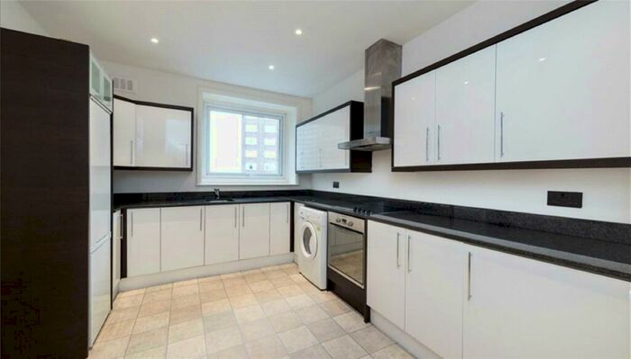 5 Bedroom Apartment To Rent In Strathmore Court, Park Road, St Johns Wood, London, NW8