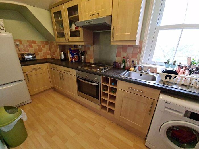 1 Bedroom House To Rent In Moorland Road, Leeds, LS3