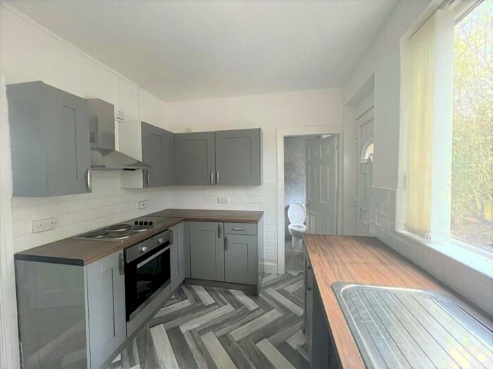 2 Bedroom Terraced House To Rent In Grove Gardens, Halifax, West Yorkshire, HX3