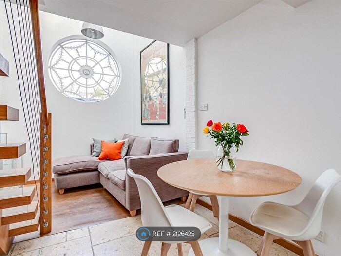 1 Bedroom Terraced House To Rent In Gilstead Road, London, SW6