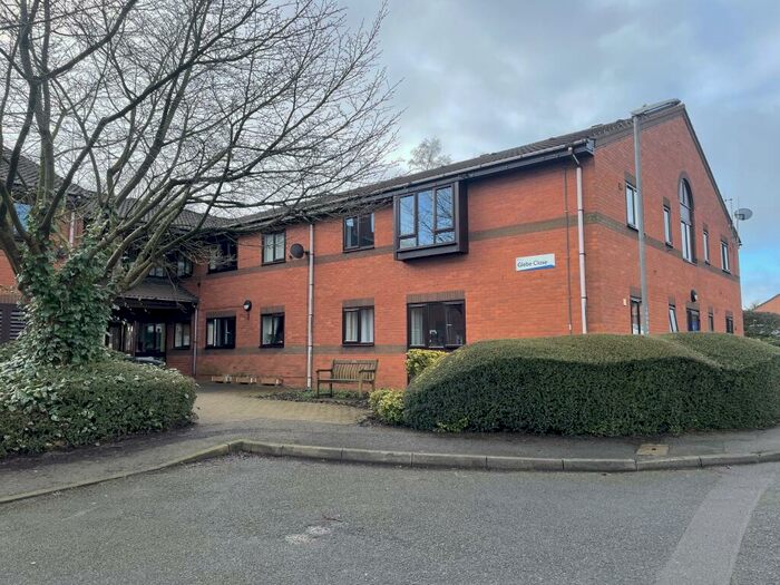 1 Bedroom Flat To Rent In Glebe Close, DE55