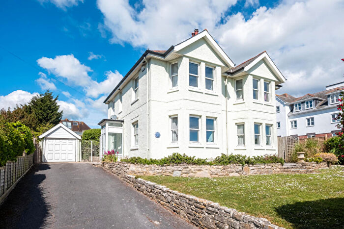 4 Bedroom Detached House For Sale In De Moulham Road, Swanage, Dorset, BH19