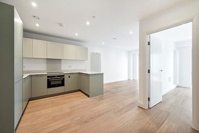 1 Bedroom Flat To Rent In Halcyon House, Eden Place, E16