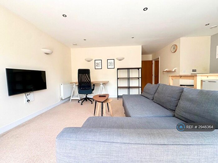 Studio To Rent In Adriatic Apartments, London, E16
