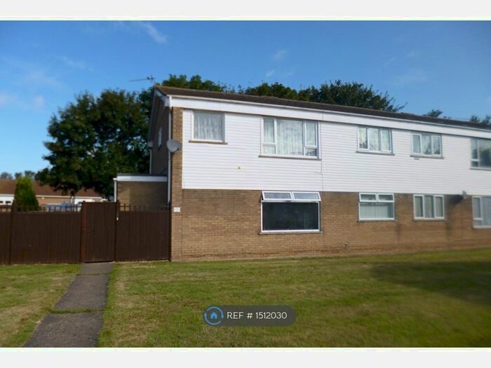 2 Bedroom Maisonette To Rent In Simpson Court, Ingoldmells, Skegness, PE25