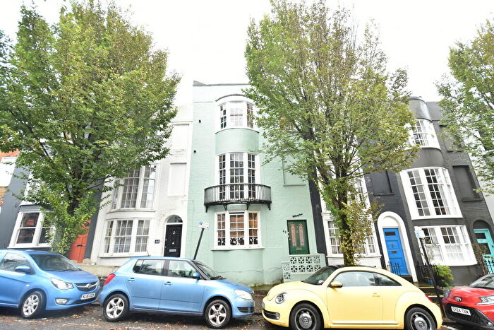 1 Bedroom Flat To Rent In Egremont Place, Brighton, BN2