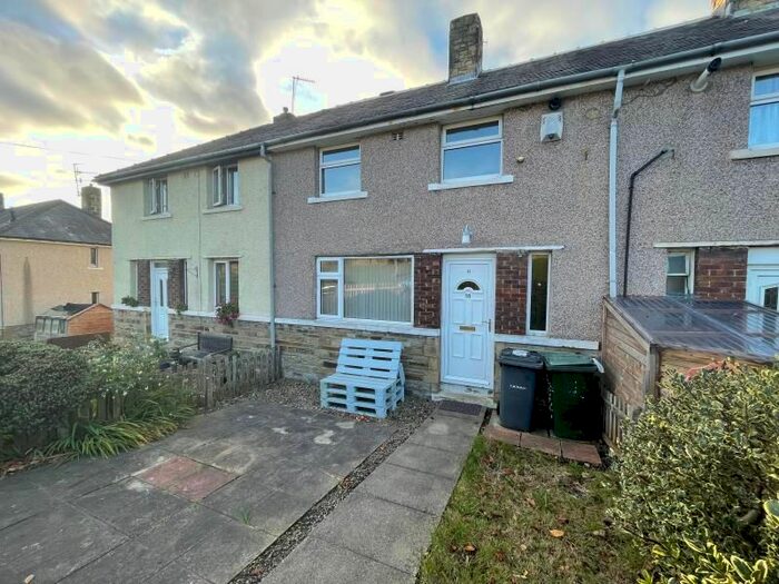 2 Bedroom Terraced House To Rent In Broadway, Bingley, West Yorkshire BD16
