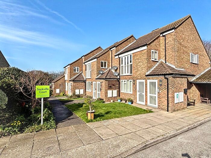 1 Bedroom Flat For Sale In Hastings Road, Bexhill-On-Sea, TN40