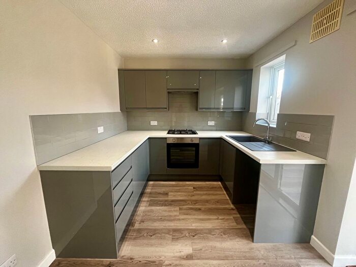 3 Bedroom Property To Rent In Old Quarry Close, Chesterfield, S43