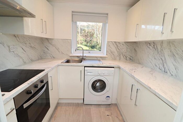 1 Bedroom Flat To Rent In Greenholme Street, Cathcart, Glasgow, G44