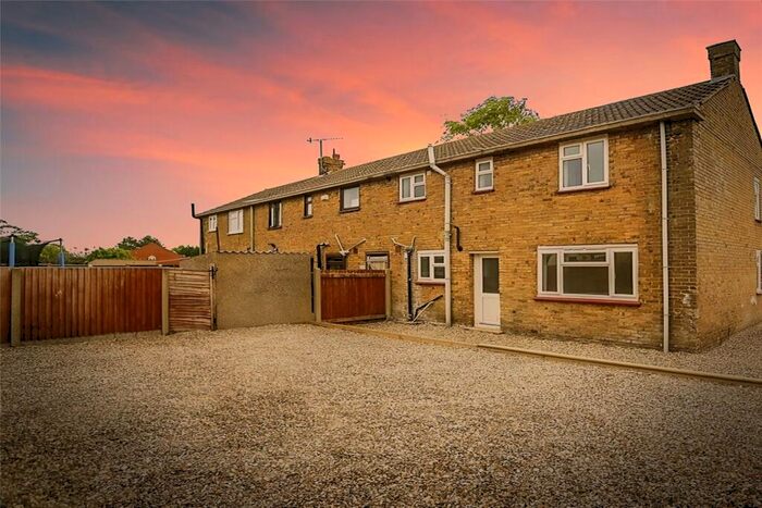 3 Bedroom House To Rent In Lower Road, Faversham, Kent, ME13