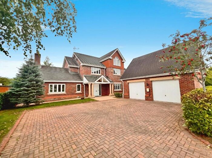 5 Bedroom Detached House For Sale In Hampstead Drive, Wychwood Park, Crewe, CW2