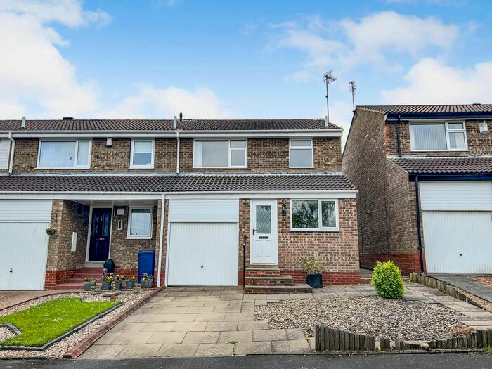 3 Bedroom Terraced House To Rent In Honiton Court, Newcastle Upon Tyne, NE3