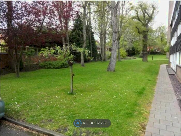 2 Bedroom Flat To Rent In Elmwood Court, Birmingham, B5