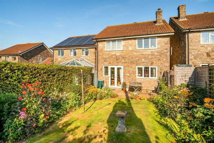 3 Bedroom Detached House For Sale In Orchard Mead, Broadwindsor, Beaminster, DT8