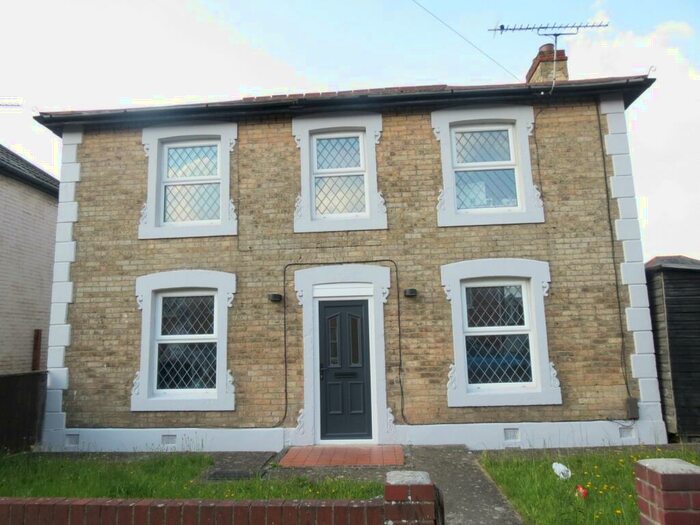 6 Bedroom House To Rent In Bedroom House In Winton, BH9