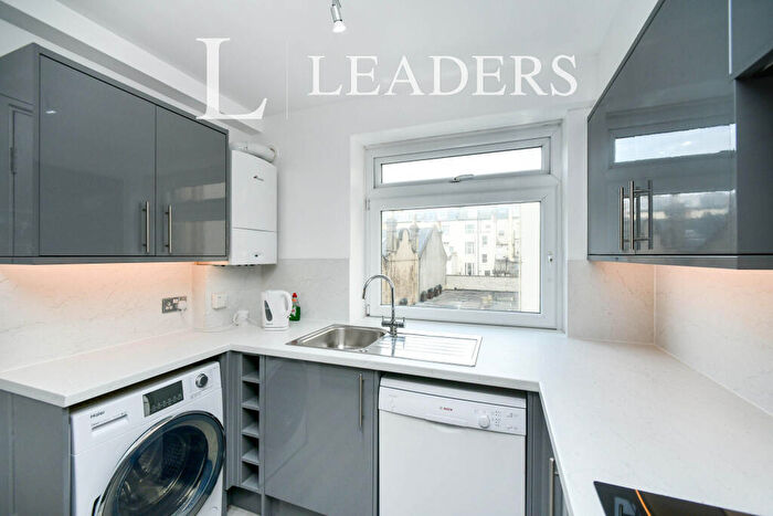 2 Bedroom Apartment To Rent In Coombe Lea, Grand Avenue Hove, BN3