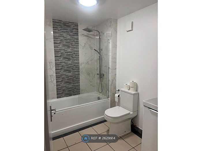 2 Bedroom Terraced House To Rent In Turnpike Mews, London, N8