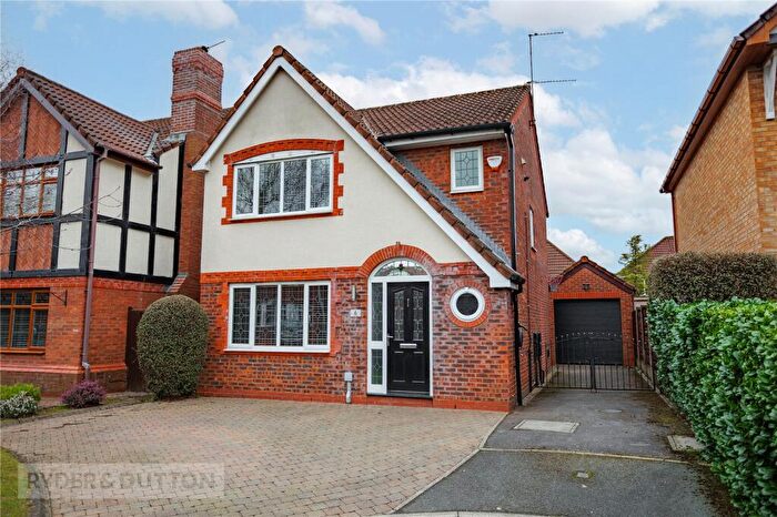 3 Bedroom Detached House For Sale In Wyvis Close, Chadderton, Oldham, Greater Manchester, OL9
