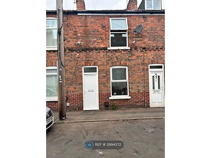 3 Bedroom Terraced House To Rent In Frampton Terrace, Gainsborough, DN21