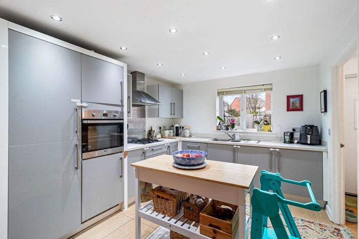 4 Bedroom Detached House For Sale In Wedgwood Drive, Warrington, WA4 - Photo 6