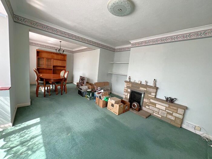 2 Bedroom Semi-Detached Bungalow For Sale In Saffron Gardens, Wethersfield, CM7