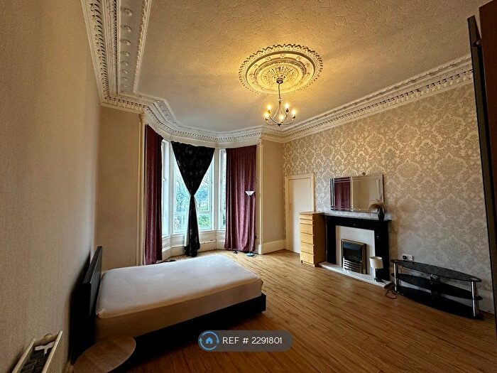 3 Bedroom Flat To Rent In Clifford Street, Glasgow, G51