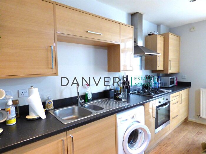 1 Bedroom Flat To Rent In Watkin Road, Leicester, LE2