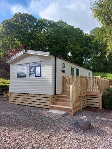 2 Bedroom Park Home For Sale In Shilling Wood, Crieff, PH6