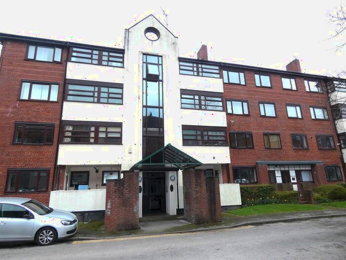 3 Bedroom Property To Rent In Asgard Drive, Salford, M5