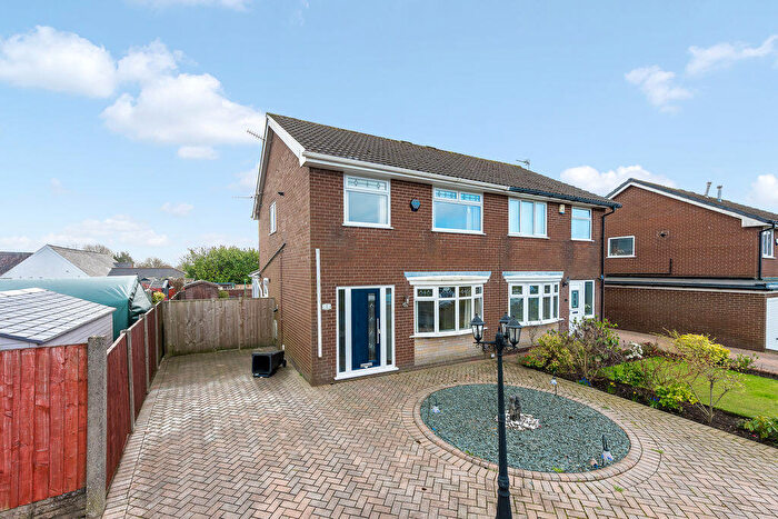 3 Bedroom Semi Detached House For Sale In The Cheethams, Blackrod, Bolton, BL6