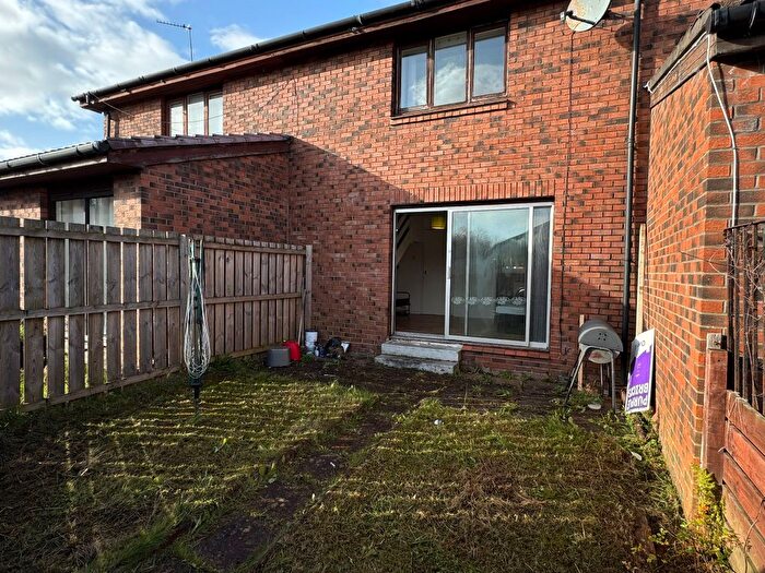 2 Bedroom Terraced House To Rent In Blackburn Street, Glasgow, G51
