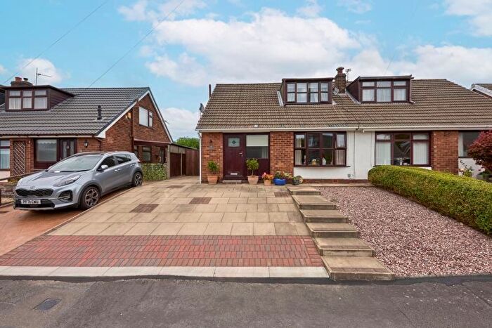 3 Bedroom Semi-Detached House For Sale In Fern Close, Shevington, Wigan, WN6