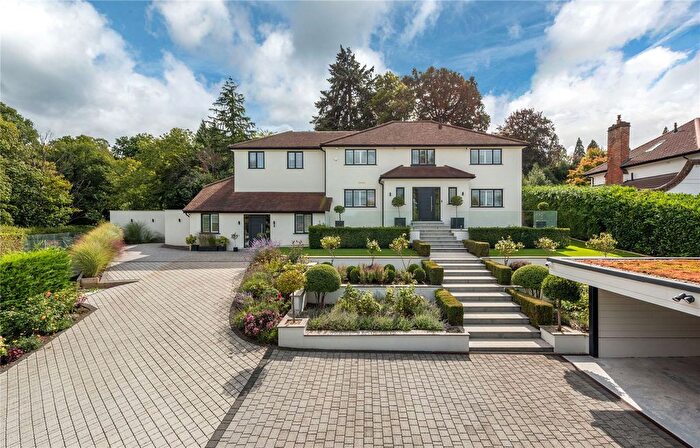 7 Bedroom Detached House For Sale In Ladyegate Road, Dorking, Surrey, RH5