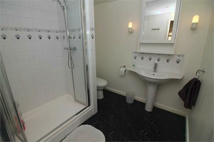 4 Bedroom Penthouse To Rent In Cottonfields, Bromley Cross, Bolton, BL7