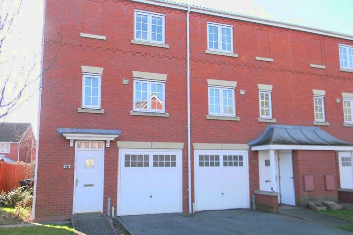 3 Bedroom Town House To Rent In The Willows, Hull, East Riding Of Yorkshire, HU7