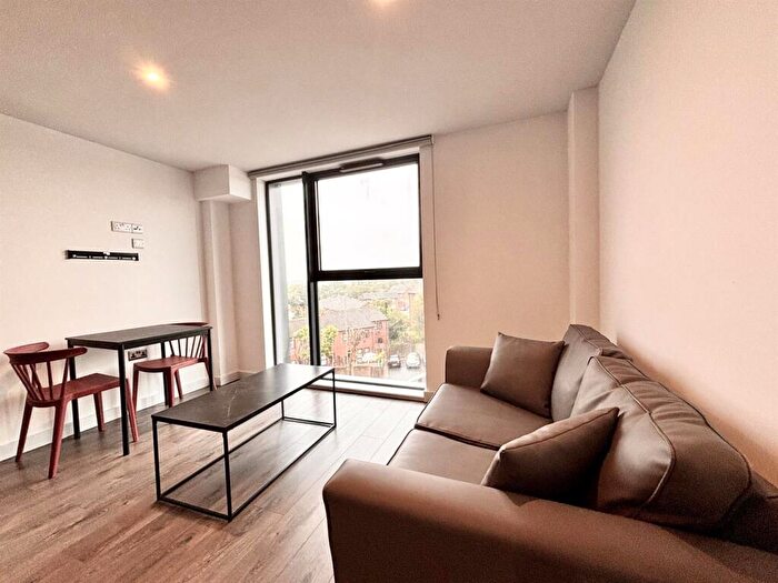 Studio To Rent In Low Hill, Liverpool, L6