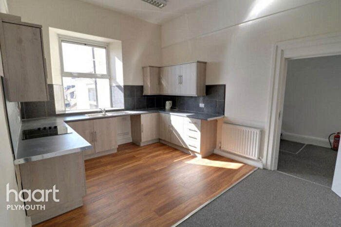 3 Bedroom Maisonette To Rent In Mutley Plain, Plymouth, PL4