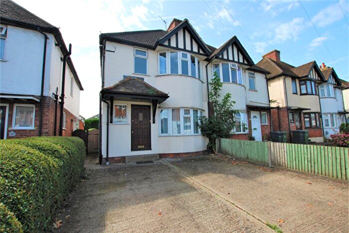 4 Bedroom Semi Detached House To Rent In Woodbridge Hill, Guildford, Surrey, GU2