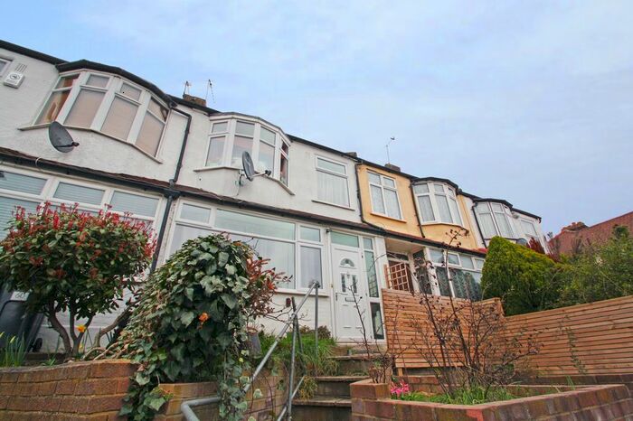 3 Bedroom Terraced House To Rent In Beauchamp Road, London, SE19