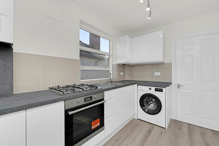 1 Bedroom Flat To Rent In ** Refurbished ** Braemar Avenue, Neasden, NW10