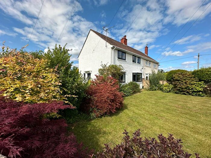 3 Bedroom Semi-Detached House For Sale In Bushythorn Road, Chew Stoke, BS40