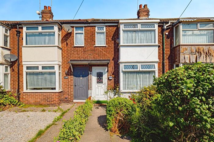 2 Bedroom Terraced House For Sale In Hedon Road, Hull, HU9
